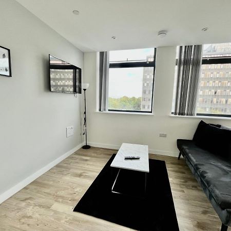 Stunning One Bedroom Apartment In Old Trafford Manchester Exterior photo