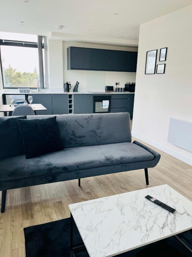 Stunning One Bedroom Apartment In Old Trafford Manchester Exterior photo
